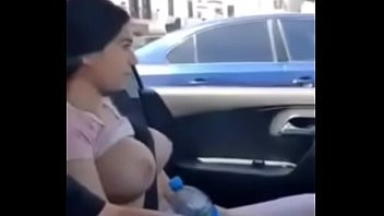 Play Latina being a hoe in public