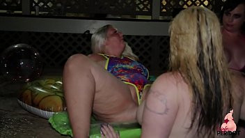 Play Sexy PAWGS Virgo and Big Booty Friends Eat Pussy Poolside