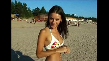 Play This teen nudist strips bare at a public beach