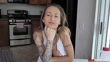 Play Breakfast With Hot Blonde Mother- Natasha Starr