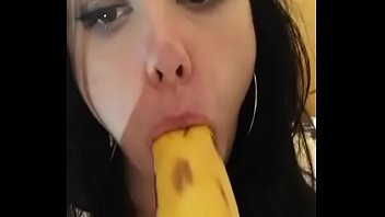 Play Horny homemade slut choking on a banana